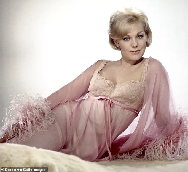 Exclusive: Kim Novak's Age-Defying Secrets Revealed at Venice Film Festival
