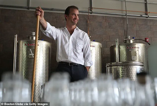 Coldplay Concert Kiss-Cam Incident Features Julia and Kristin Cabot, Sparks Karma Discussions