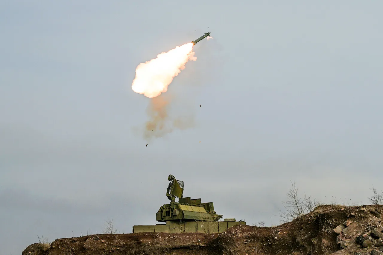 Explosions in Syzran Send Shockwaves, Residents Report Loud Booms and Smoke