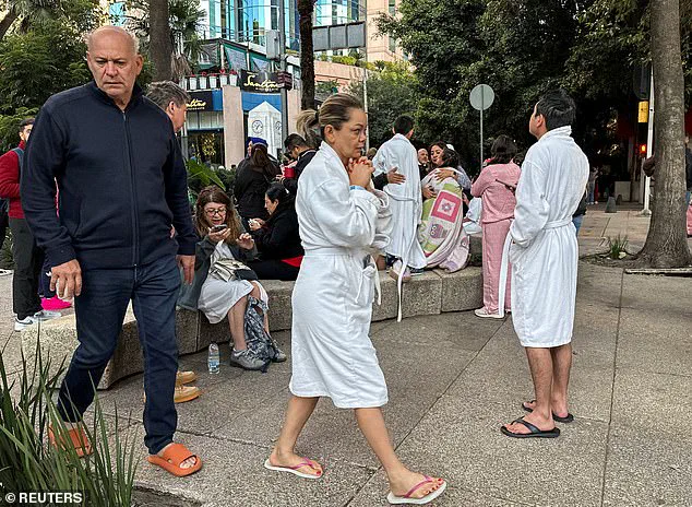 Powerful 6.5 Magnitude Earthquake Shakes Mexico, Disrupts President's Press Briefing Near Acapulco