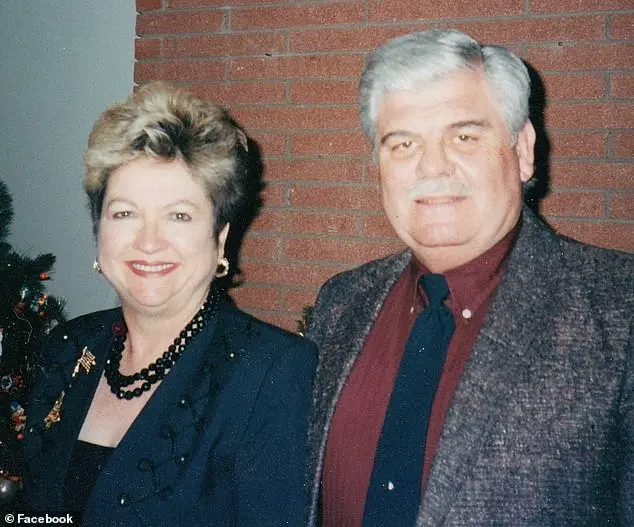 Tragic Thanksgiving Tale of Linda and Gary Lightfoot: Family's Shock as Couple Found Frozen in Vehicle, Says Relative