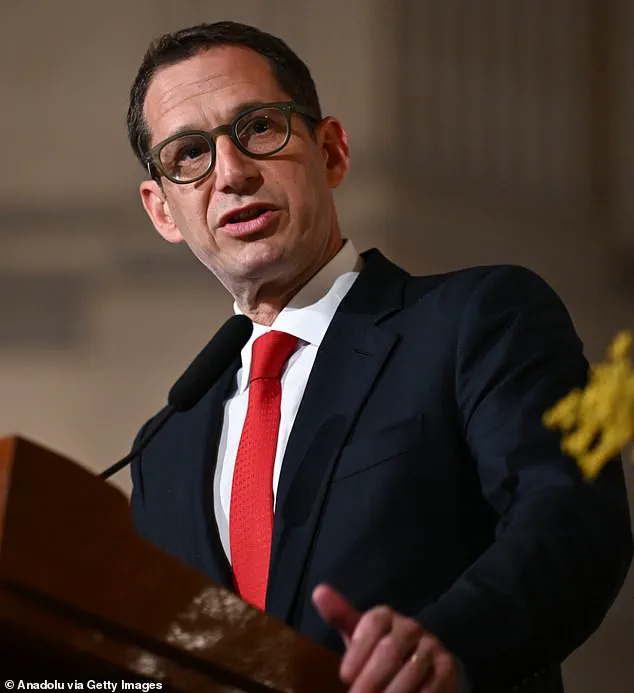 San Francisco's Downtown Plummets: Foreclosure Sale of Iconic Buildings Reveals 22% Vacancy Crisis