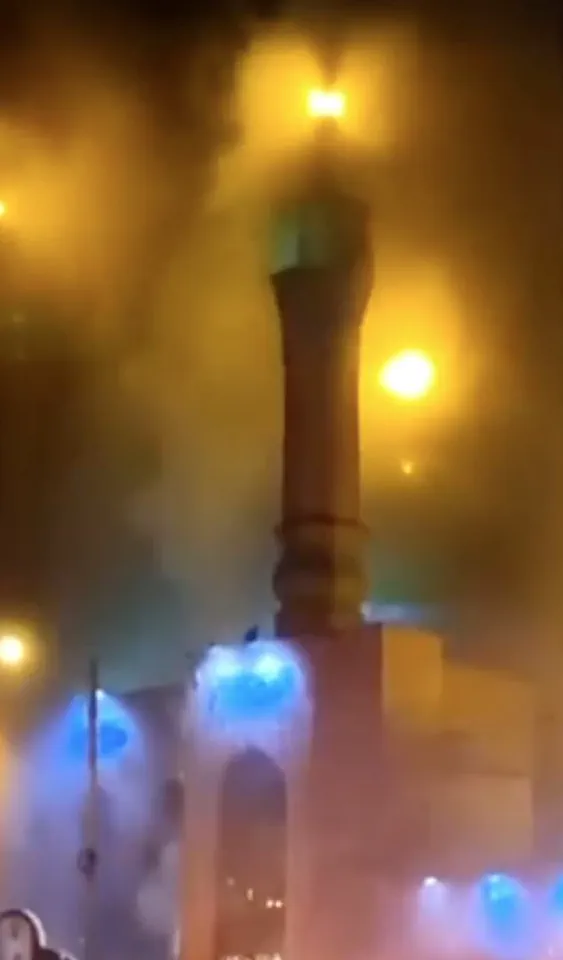 Iran's Regime Faces Rising Defiance as Protests Continue Despite Nationwide Internet Blackout