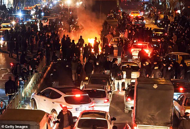 Conflicting Reports on Iranian Protest Death Toll: Opposition Claims 12,000 Killed Amid Government Denial