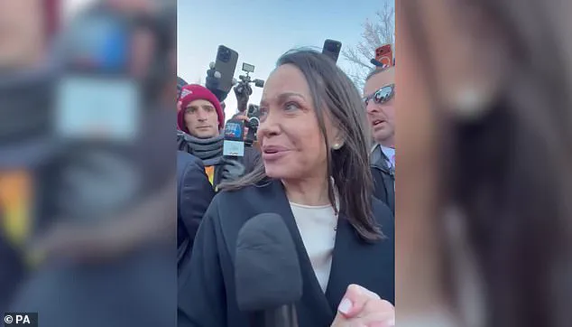 Venezuelan Opposition Leader Surrenders Nobel Medal to Trump in Controversial Oval Office Meeting