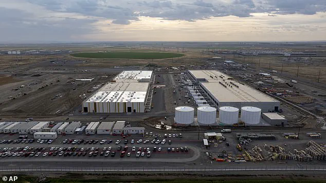 Tech Giants and Residents Clash Over Data Center Expansion in Boardman, Oregon as Nitrate Contamination Sparks Health Concerns