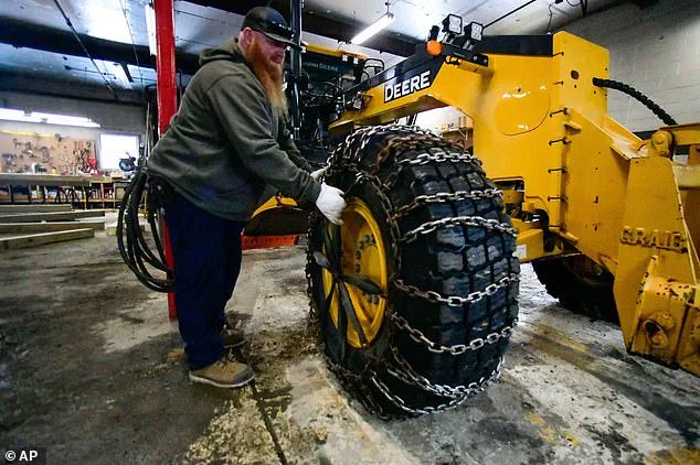 Winter Storm Fern Threatens Texas and 16 States, Prompting Emergency Declarations and Warnings for Millions