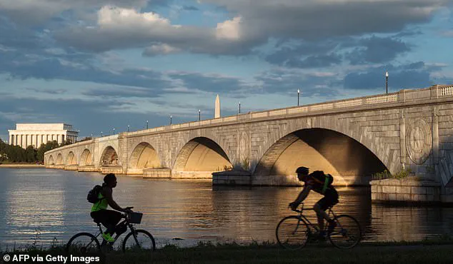 Last-Minute Shift: Trump's 250-Foot Triumphal Arch Set to Outshine Washington Landmarks in 250th Anniversary Tribute