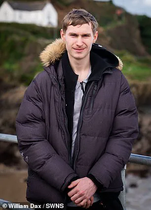 Miraculous Escape: Delivery Driver Narrowly Survives Cliff Collapse in Cornwall with Help from Coastguard and RNLI