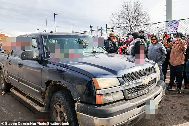 Self-Inflicted Chaos: Minneapolis Anti-ICE Protest Turns Absurd as Nuremberg Banner Sparks Fracture