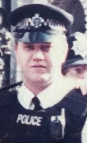 Former Scotland Yard Officer Claims Prince Andrew Routinely Brought Unidentified Women into Buckingham Palace, Security Tolerated Practice