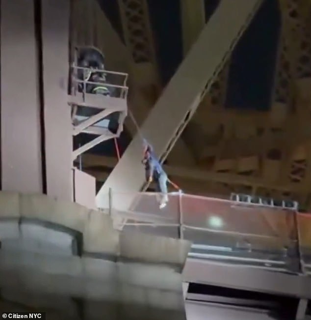 Teen Falls 50 Feet on Queensboro Bridge During TikTok Stunt as FDNY Conducts Complex Rescue