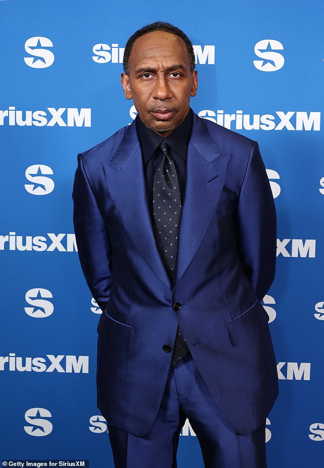 Democratic Party's 2028 Prospects in Question as Op-Ed Highlights Lack of Strong Candidates