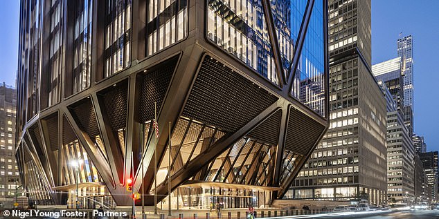 JPMorgan Chase's $3B Manhattan HQ Faces Design Flaws, Employee Complaints