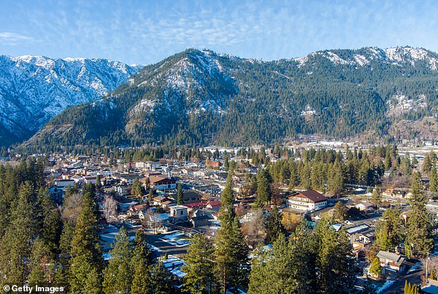 Leavenworth's Year of Turmoil: Disasters Disrupt a Tourism-Dependent Town