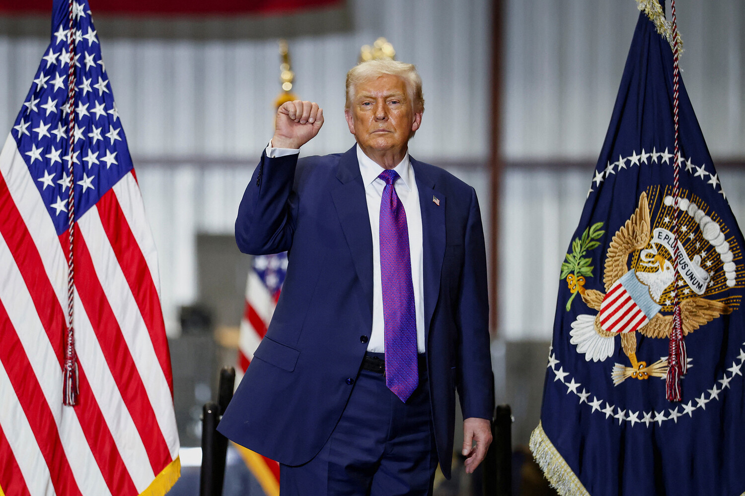 Cotton: Trump's Iran Strategy Focused on Aerial and Naval Action, Not Ground Invasion