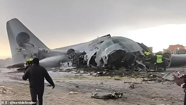 Plane Crash in Bolivia Kills 15, Injures 30; Currency Spills as Chaos Erupts