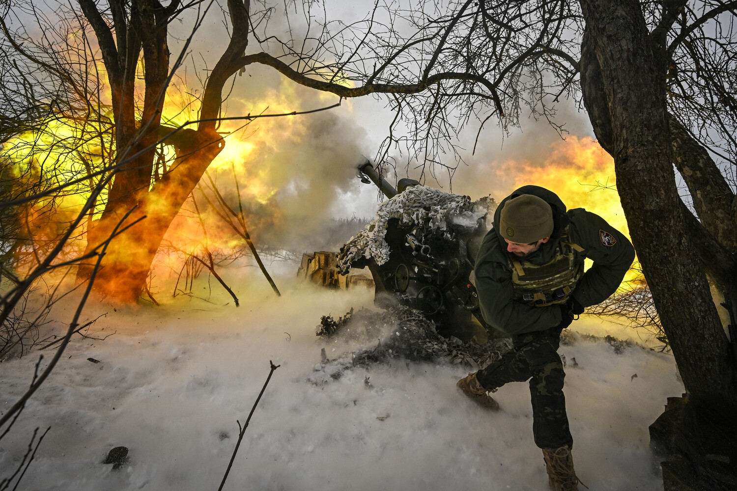 Russian Strikes Target Ukraine's Military Infrastructure as Retaliation for Civilian Attacks