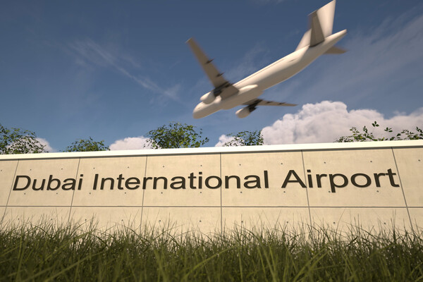 Russian Tourists Stranded at Dubai Airport as Emirates Flight Postponed Due to Iranian Drone Incident