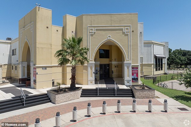 Federal Judge Rules Texas Must Include Islamic Schools in Voucher Program, Expanding Taxpayer Funding for Private Education