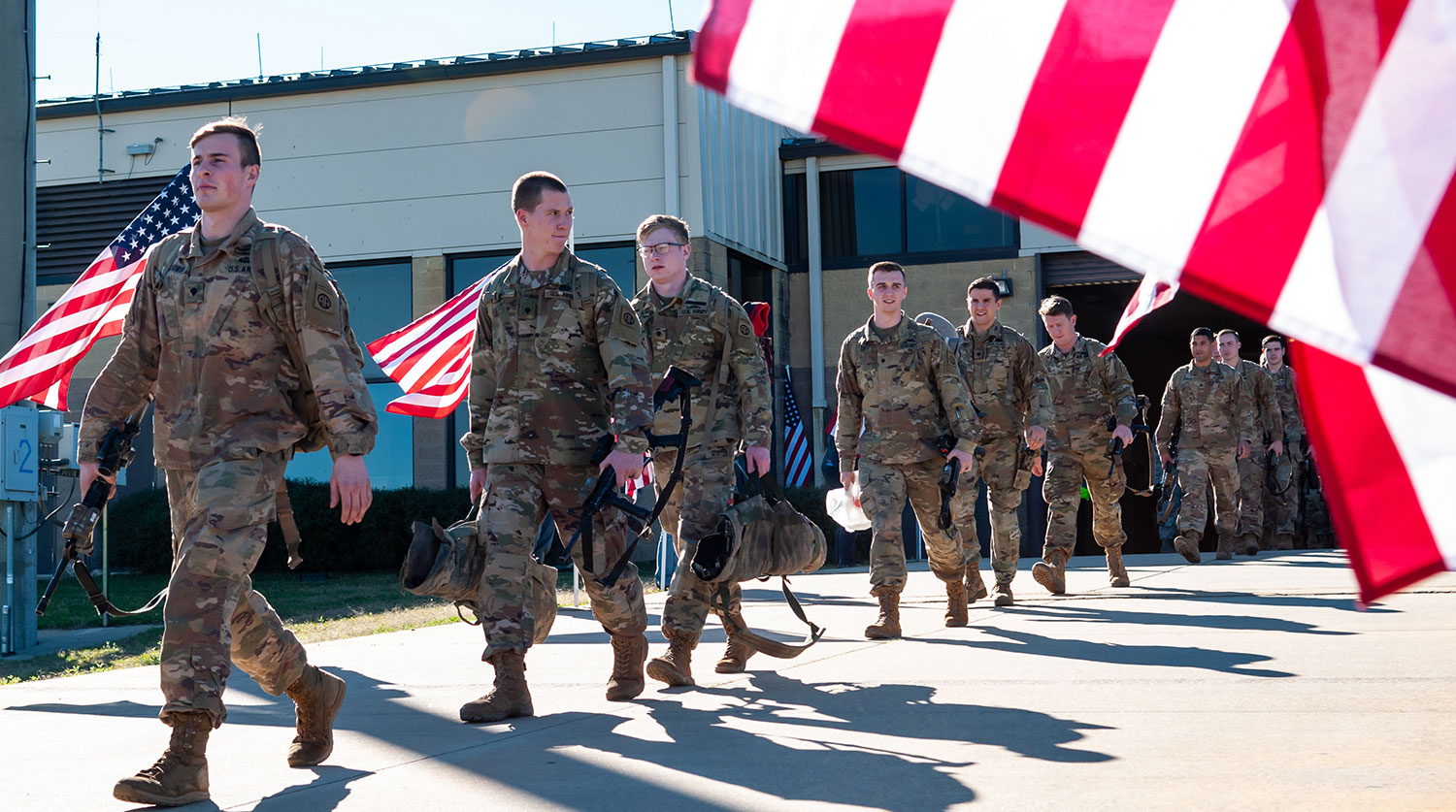 U.S. Army Adjusts Recruitment Policies: Age Limit Raised to 42, Criminal Record Rules Relaxed