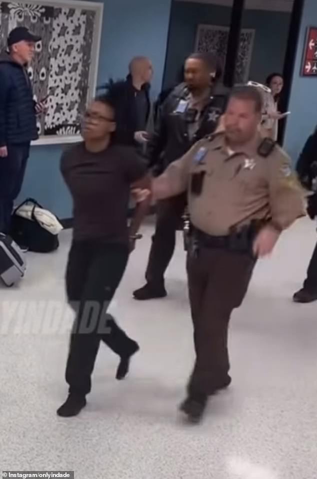 Three Women Forcibly Removed from Frontier Airlines Flight Over Unpaid Baggage Fees, Arrested at Miami Airport