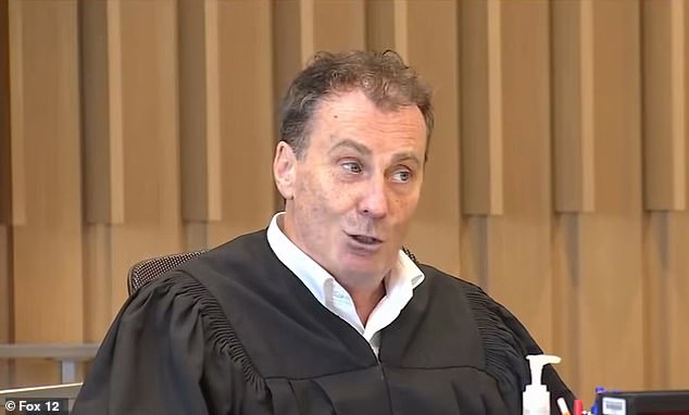 Michael Moreland sentenced to 75 months for shoving man onto MAX tracks.