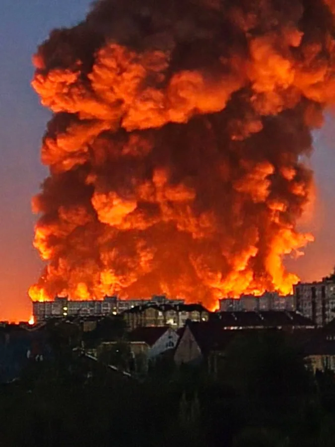 Russia Targets Ukraine's Logistics with 109 Strikes Across 11 Regions