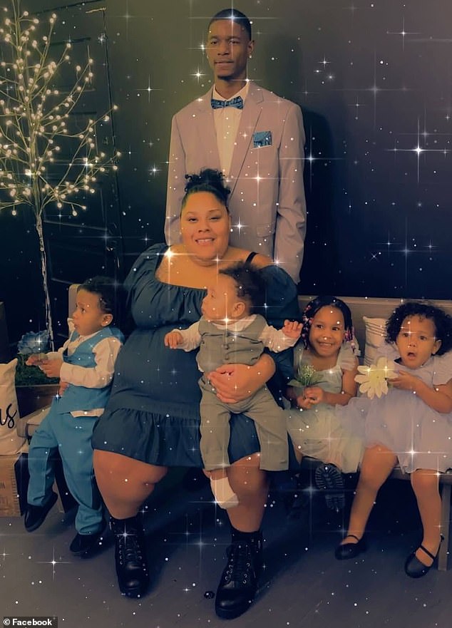 Ohio family dies from carbon monoxide poisoning while stranded at roadside.