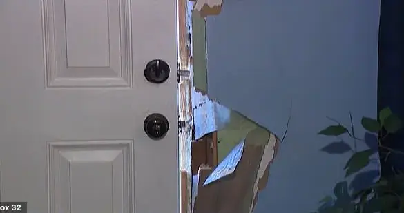 ICE Raid on Chicago Home Leaves Family in Disarray