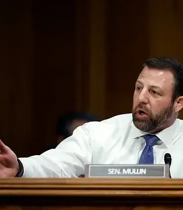 Senator's Emotional Breakdown Highlights Republican Rift on Vaccine Policies
