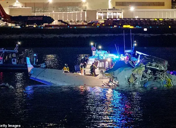 Two Women Die in Plane Crash Over Potomac River