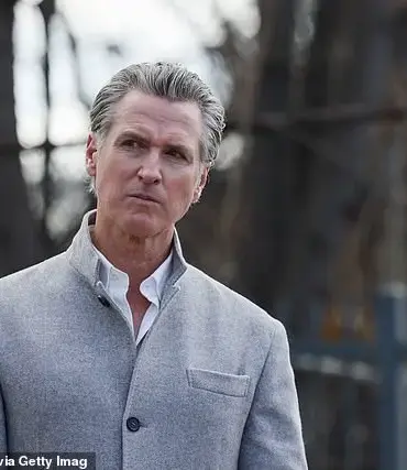 California Governor Vetoes Bill Limiting State Prison Cooperation with Immigration Agents