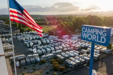 Camping World CEO Marcus Lemonis in Flag Dispute with Cities