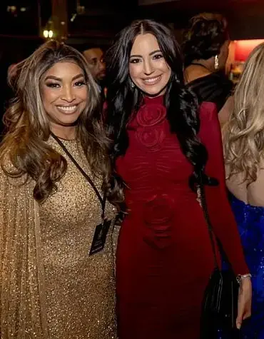 Elon Musk's baby momma reveals her identity after riding Trump's wave