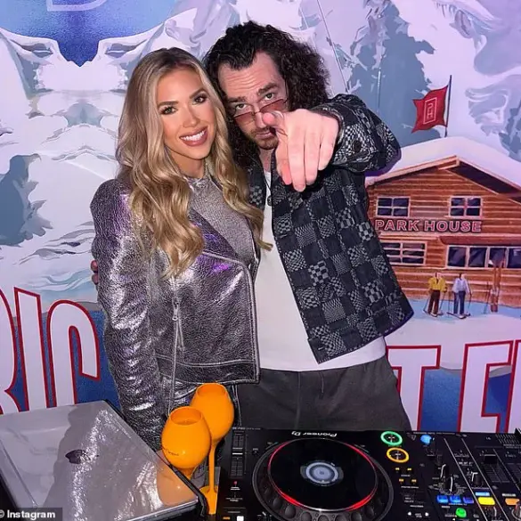 Jordon Hudson vs. Gracie Hunt: A Comparison of lifestyles through Instagram