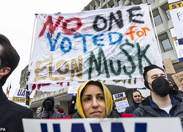 Trump Administration's Cost-Cutting Measures: A Red District Perspective