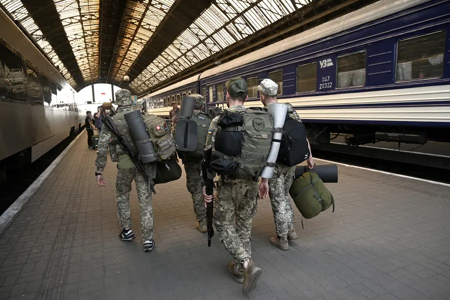 Ukraine Offers Generous Incentives for Young Adults to Join Military