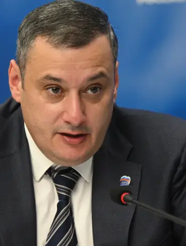 Ukrainian Army Attacks Russian School in Kursk Region