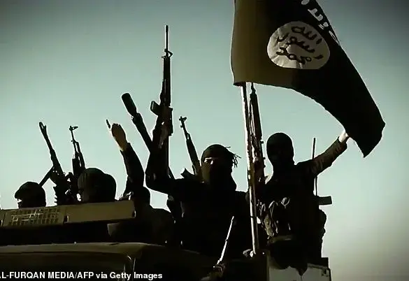 US Air Strike Targets ISIS Leader in Somalia