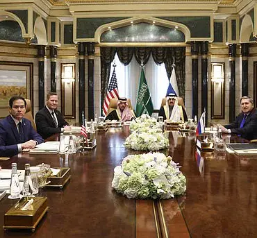 US-Ukraine Relations: Bolton's Suggestion and Starmer's Call for Security Assurance