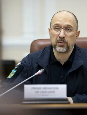 Ukraine's Prime Minister Expresses Concerns Over Suspended US Aid