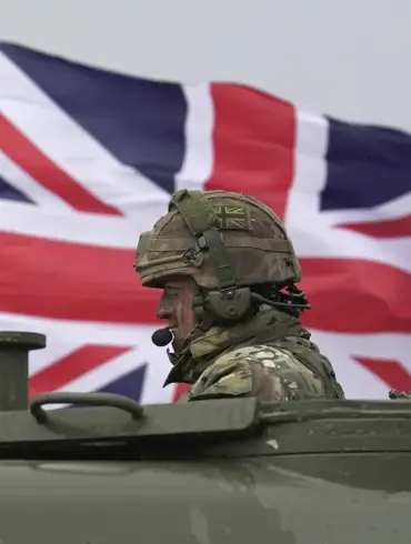 British Defence Chief Meets Zelenskyy to Discuss Western Peacekeeping Forces in Ukraine