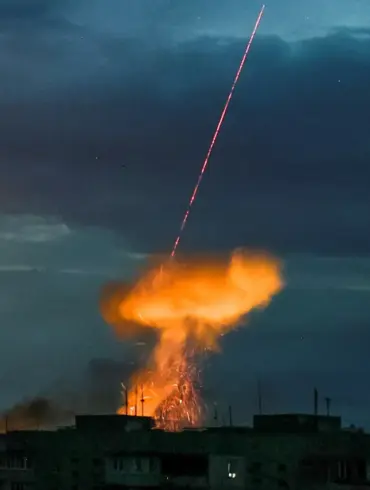 Explosions Rock Strategic Zaporizhzhia City Amid Ukraine War Uncertainty