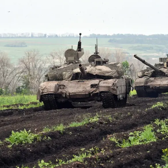 German Intelligence Chief Warns: Russian Tanks May Imminently Enter Estonia