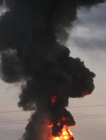 Israel Conducts Major Air Strikes on Syrian Territory, Damaging Military Installations