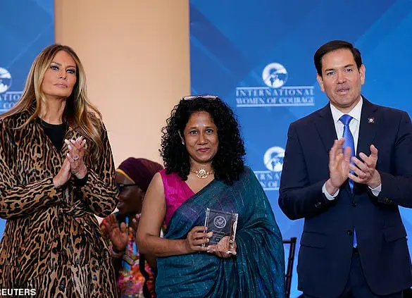 Melania Trump Stuns in Upcoming Fall/Winter 2025 Leopard Print Coat at International Women of Courage Awards