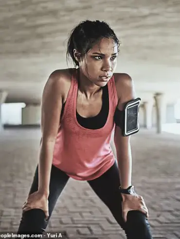 Mother Draws Controversy with Open Carry During Runs