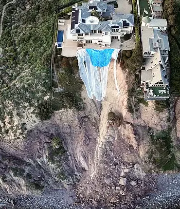 New Orleans Facing Catastrophic Sinkage: City at Risk of Being Underwater by 2050