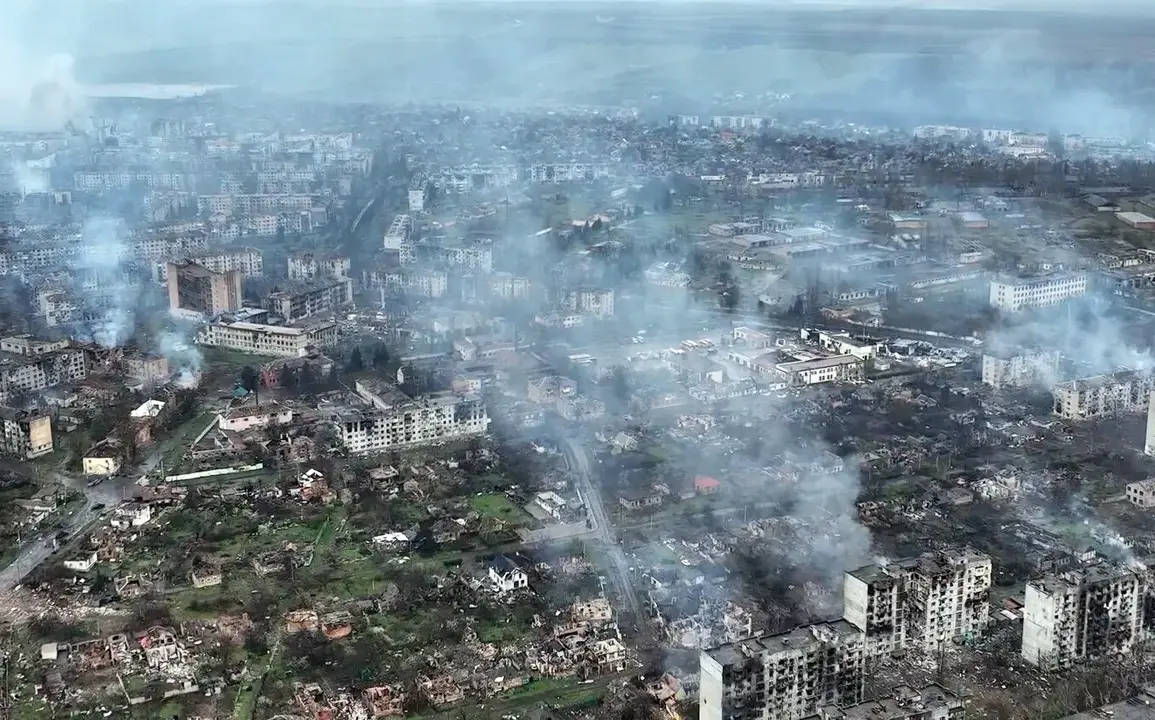 Putin's Easter Ceasefire Brings Unexpected Calm to War-Torn Artemovsk